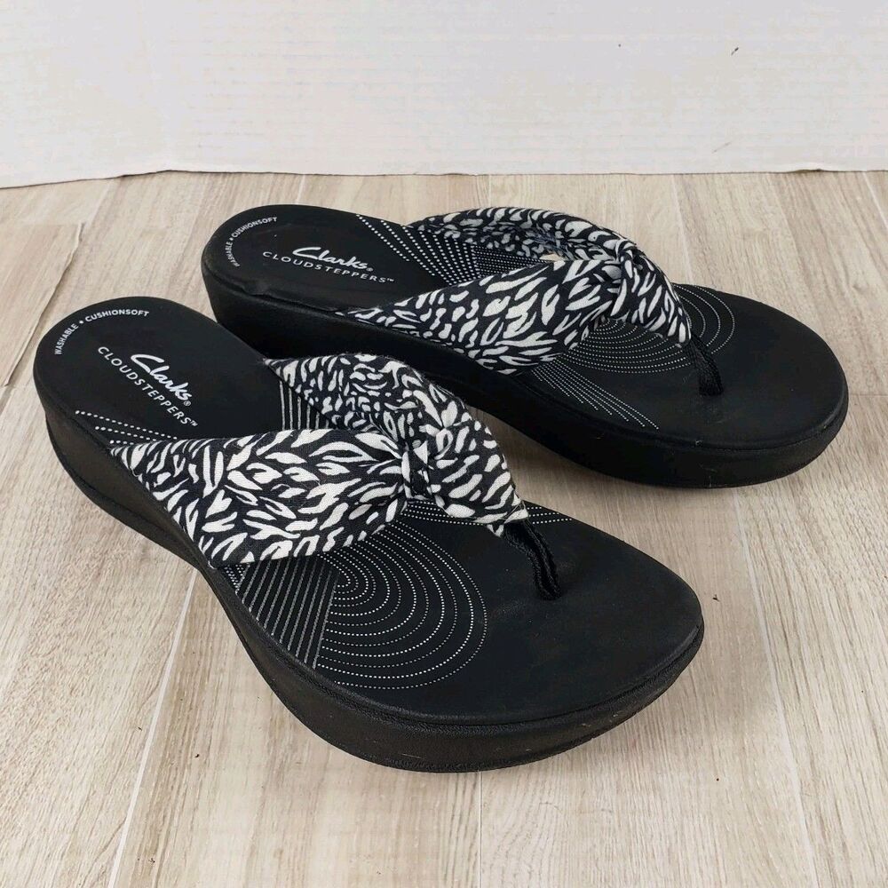 Clarks Arla Gilson Black Daisy Flip Flop Sandals Women's 7 Cloudsteppers